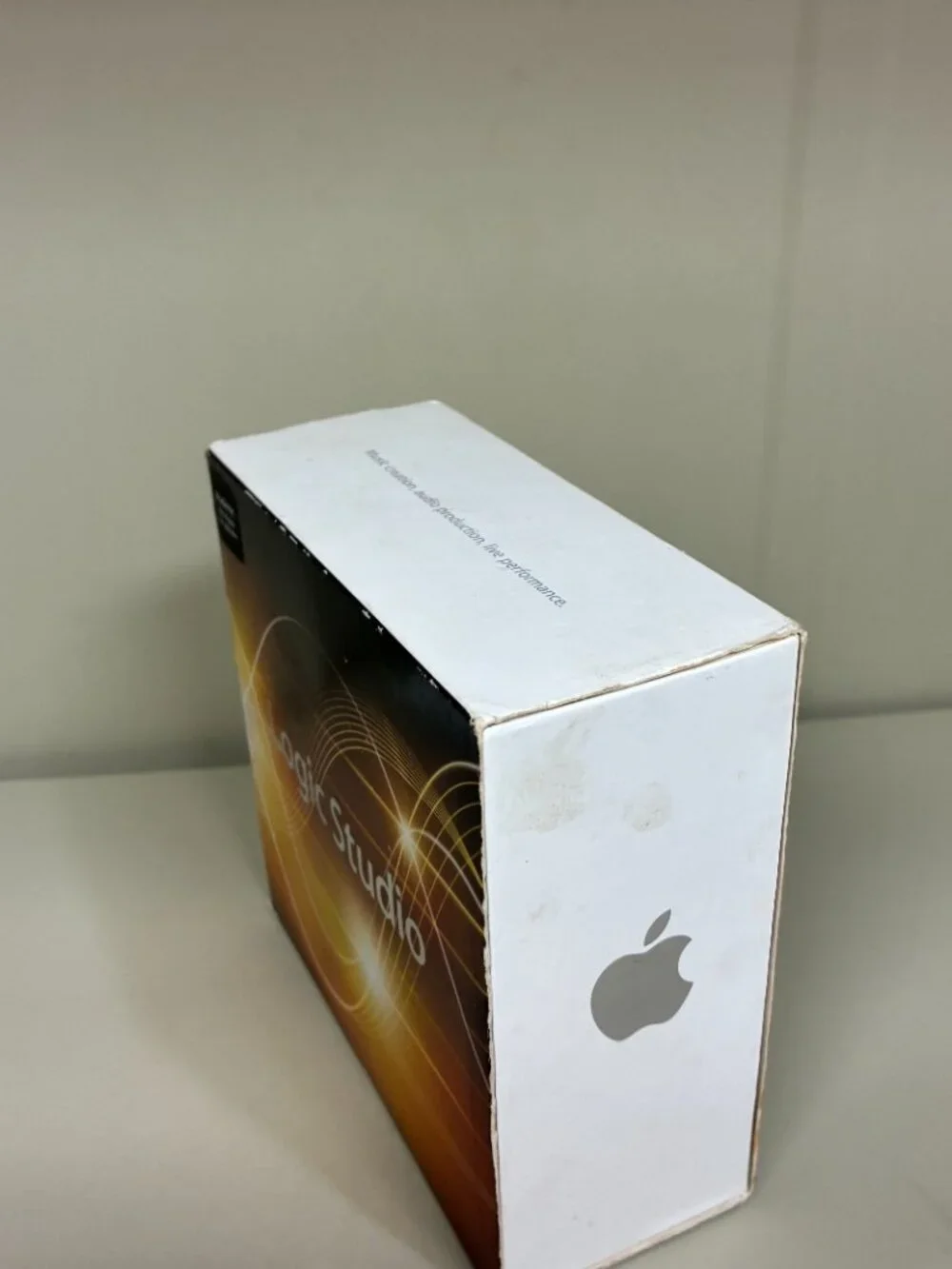 Apple Logic Studio v2.1 Academic Suite Logic Pro 9 MainStage 2 MB800Z/A Mac DVD